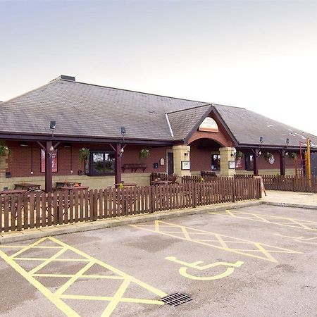 Premier Inn Blackpool East Kültér fotó