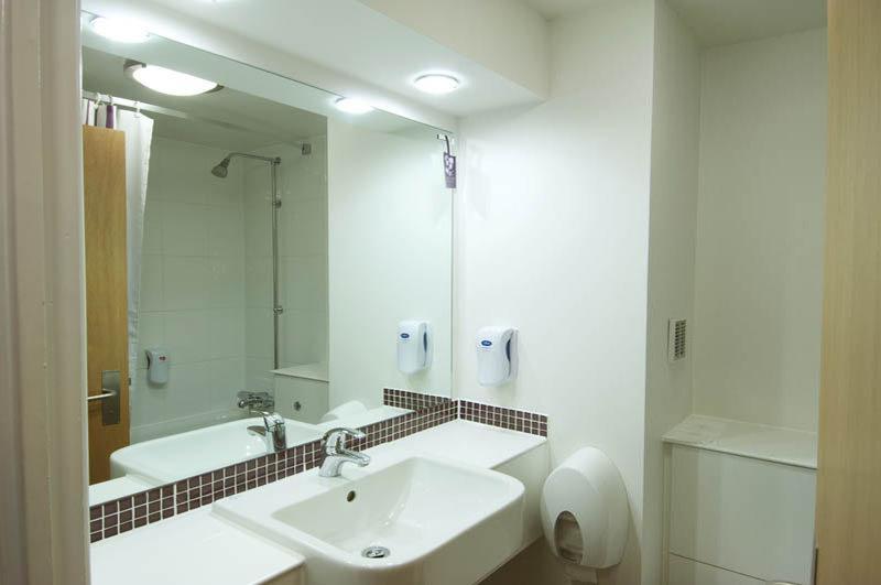 Premier Inn Blackpool East Kültér fotó